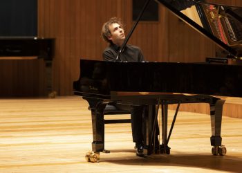 Alexander Kantorow, poeta e virtuoso