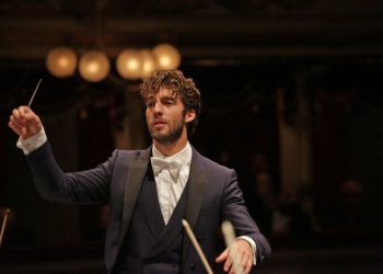 Lorenzo Viotti a Milano, emozionante Sesta di Mahler