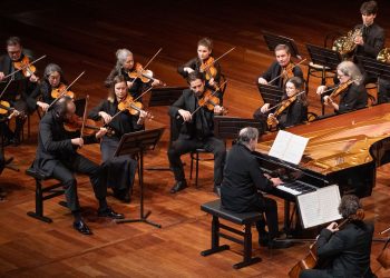 Pierre-Laurent Aimard solista in Mozart, con Camerata Salzburg al Lingotto